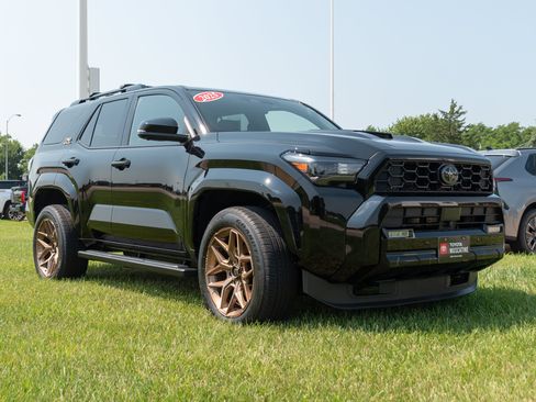 Used 2025 Toyota 4Runner TRD Sport Premium w/ Tow Technology Package AWD/4WD image 1