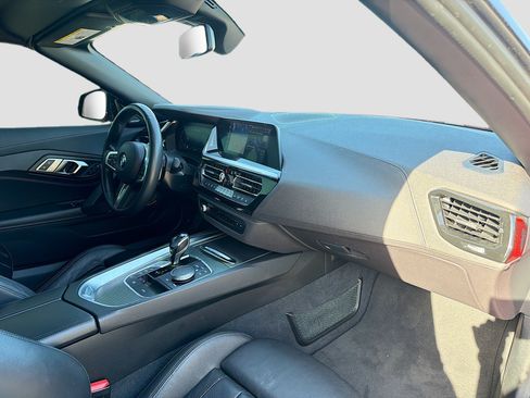 Used 2020 BMW Z4 M40i w/ Executive Package RWD image 13