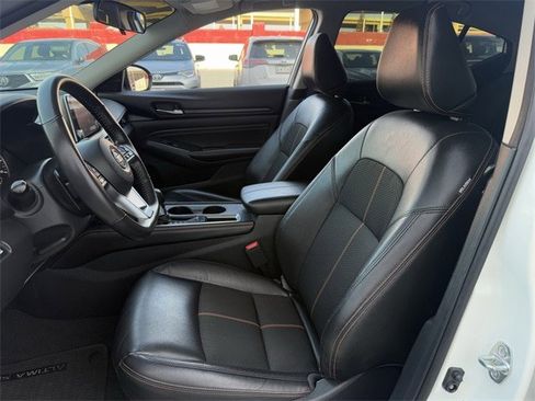 Used 2022 Nissan Altima 2.5 SR image 25