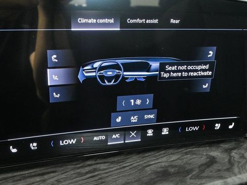 New 2025 Audi Q5 Premium Plus w/ Premium Plus image 16