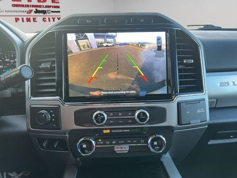 Used 2022 Ford F250 Lariat image 19