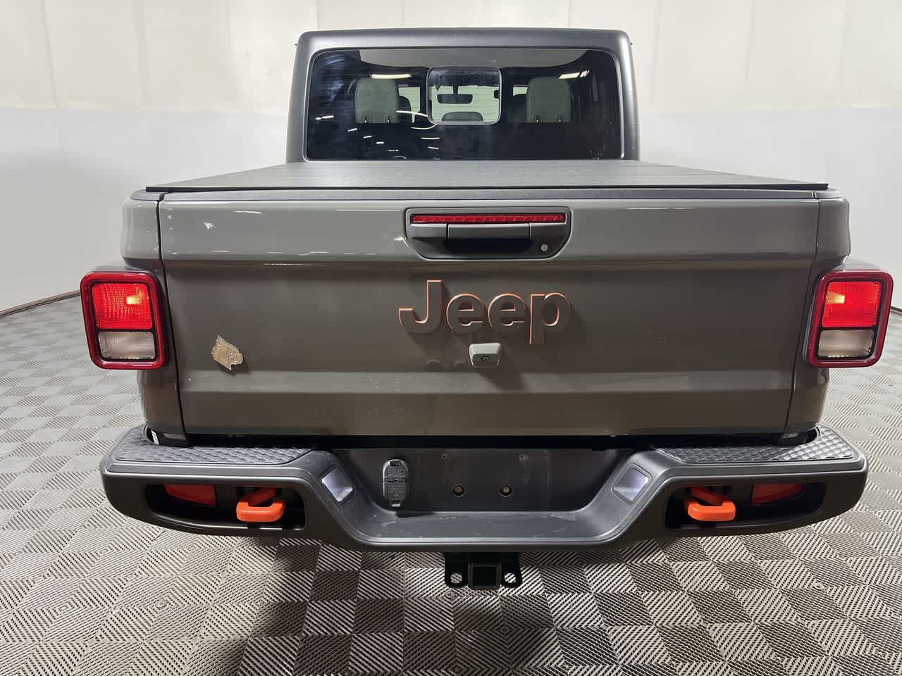 Used 2022 Jeep Gladiator Mojave w/ Cold Weather Group AWD/4WD image 7