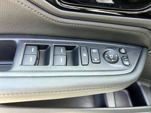 Used 2026 Honda Odyssey Elite image 18