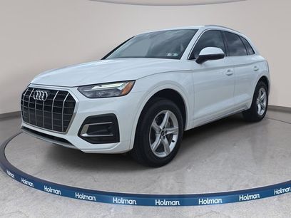 Used 2023 Audi Q5 Premium w/ Convenience Package