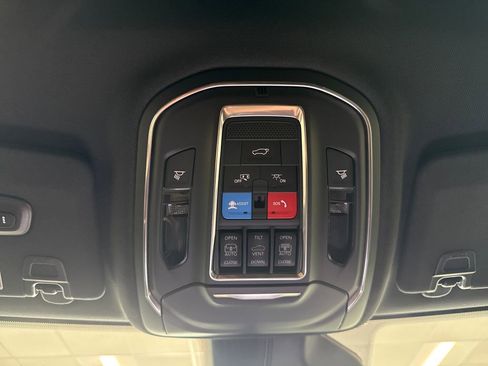 New 2026 Jeep Grand Cherokee L Limited AWD/4WD image 16