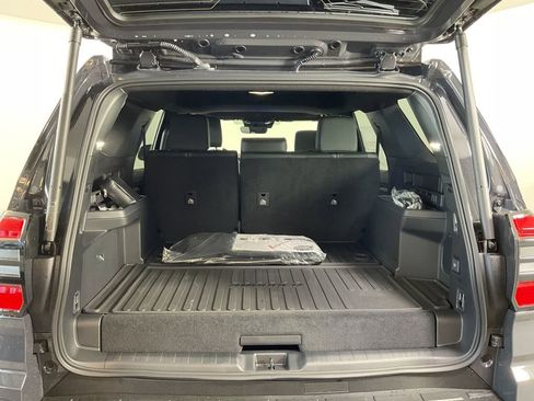 New 2026 Toyota 4Runner Limited AWD/4WD image 20