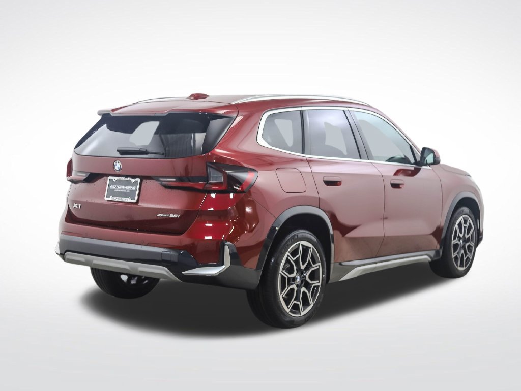 Used 2026 BMW X1 xDrive28i w/ Technology Package AWD/4WD image 5