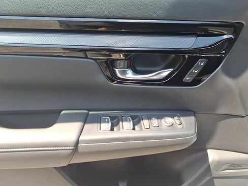 Used 2025 Honda CR-V EX-L image 13