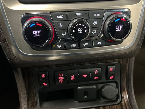 Used 2015 GMC Acadia Denali image 19