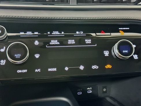 Used 2026 INFINITI QX60 Luxe w/ Family Package image 20