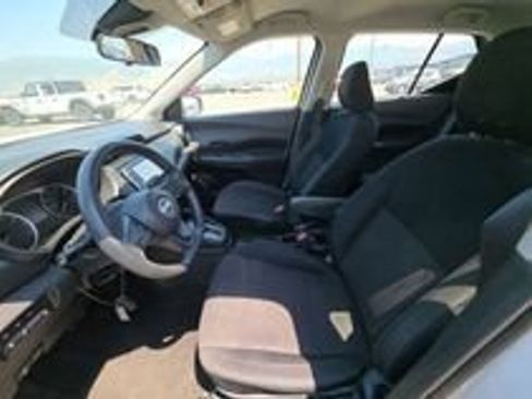 Used 2024 Nissan Kicks S FWD image 13