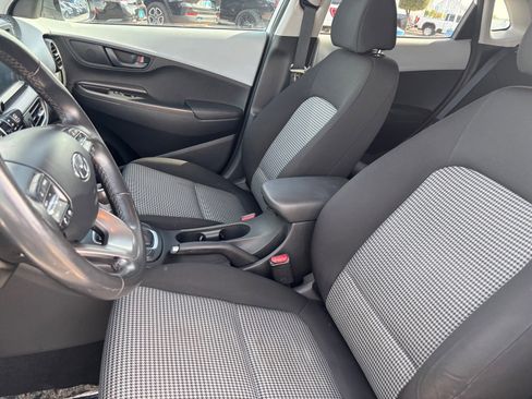Used 2018 Hyundai Kona SEL image 22