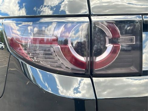 Used 2017 Land Rover Discovery Sport HSE AWD/4WD image 27