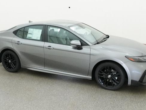 New 2026 Toyota Camry SE FWD image 23