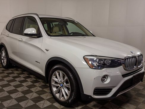 Used 2016 BMW X3 xDrive28i image 11