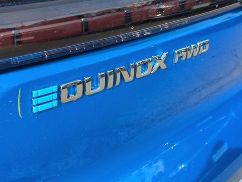 New 2026 Chevrolet Equinox EV LT image 29