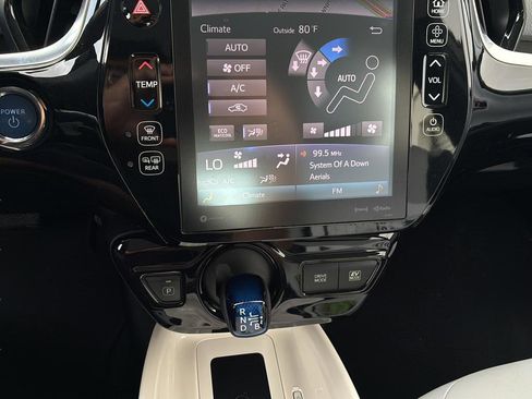 Used 2018 Toyota Prius Four Touring FWD image 21