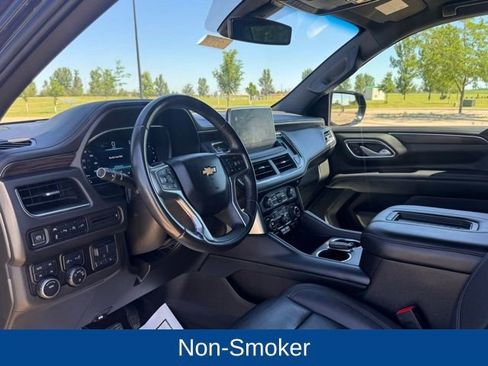 Used 2022 Chevrolet Suburban LT w/ Max Trailering Package AWD/4WD image 9