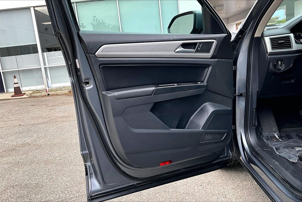 Used 2018 Volkswagen Atlas SE FWD image 20