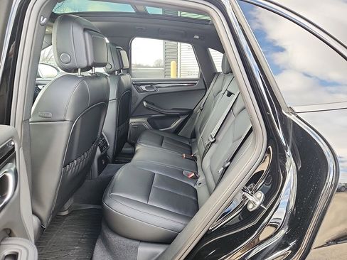 New 2026 Porsche Macan Turbo image 9