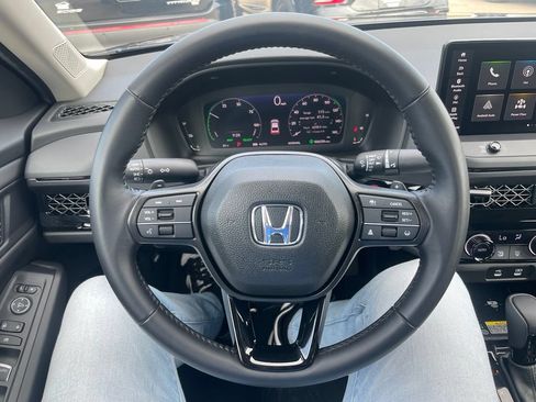 Used 2025 Honda Accord EX-L image 24