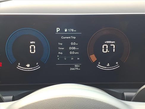 Used 2025 Hyundai Santa Cruz SE image 26