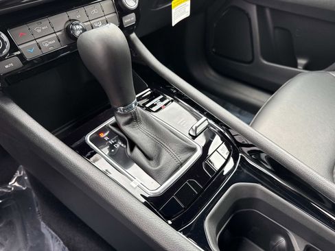 New 2026 Jeep Compass Latitude AWD/4WD image 25