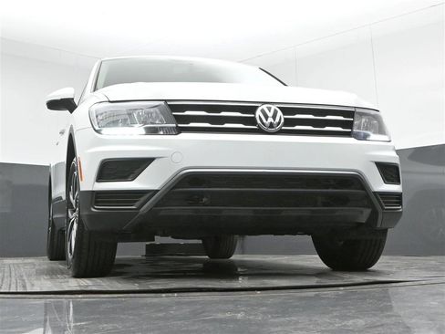 Used 2021 Volkswagen Tiguan S image 30