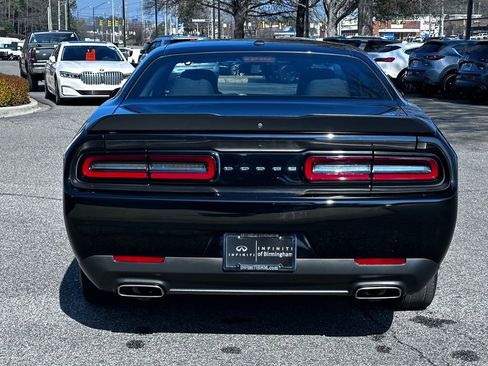 Used 2023 Dodge Challenger SXT image 10