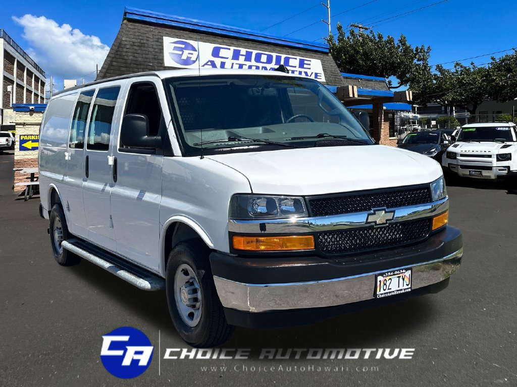 Used 2025 Chevrolet Express 2500 w/ Driver Convenience Package RWD image 10