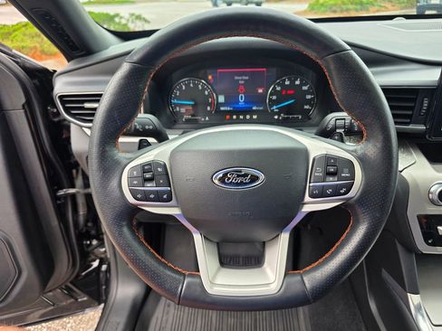 Used 2022 Ford Explorer Timberline w/ Timberline Technology Package AWD/4WD image 23