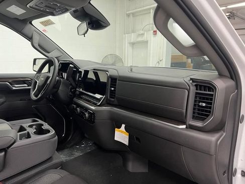 New 2026 Chevrolet Silverado 1500 LT AWD/4WD image 22