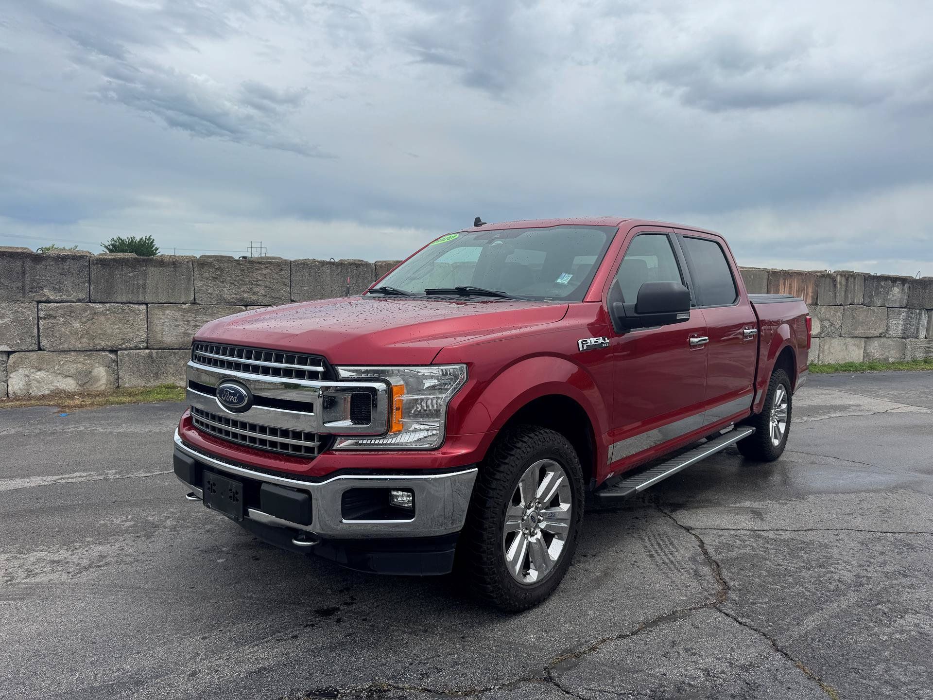 Used 2020 Ford F150 XLT w/ Equipment Group 302A Luxury AWD/4WD image 2