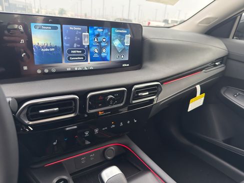 New 2026 Nissan Sentra SV w/ SV Convenience Package FWD image 20