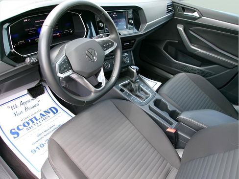Used 2024 Volkswagen Jetta S image 12