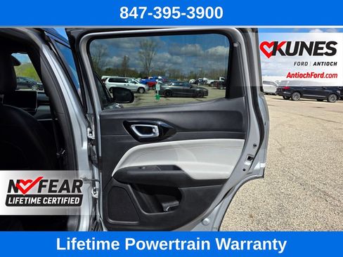 Used 2025 Jeep Compass Limited AWD/4WD image 22