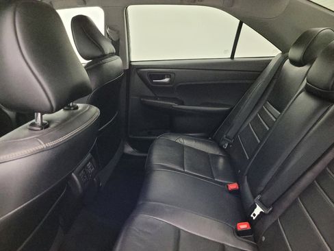Used 2017 Toyota Camry XLE image 18