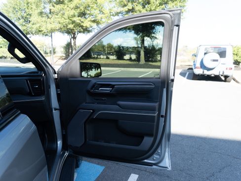 Used 2023 GMC Sierra 1500 AT4X image 34