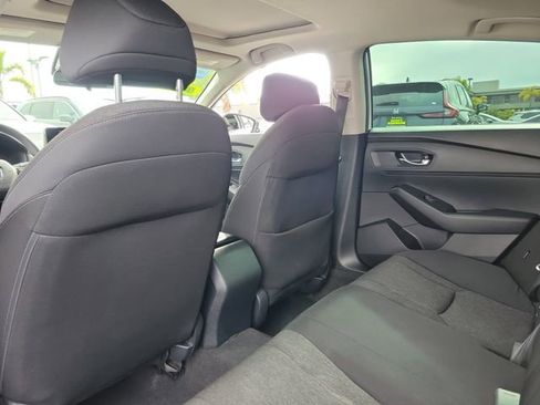 Certified 2023 Honda Accord EX image 11