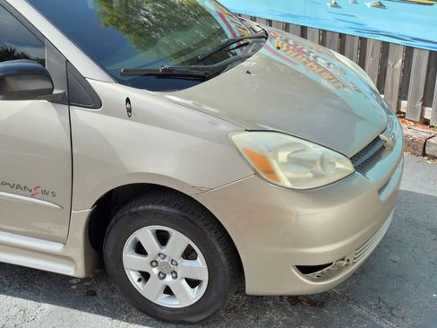 Used 2005 Toyota Sienna LE FWD image 38
