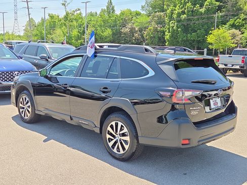 Certified 2025 Subaru Outback Premium w/ Popular Package #1A AWD/4WD image 5