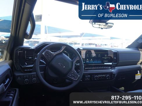 Used 2026 Chevrolet Silverado 2500 ZR2 image 8