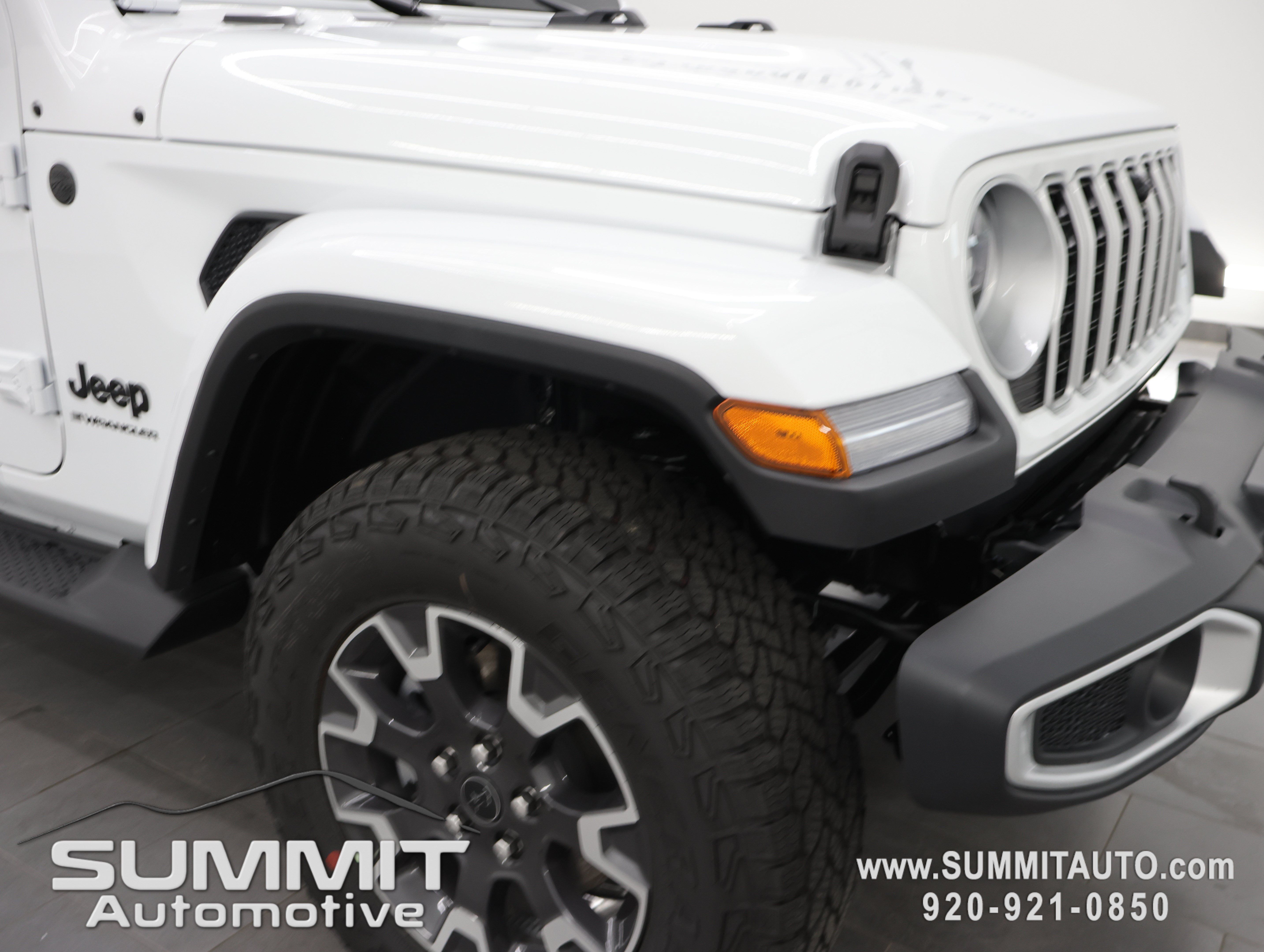 New 2027 Jeep Wrangler Unlimited Sahara AWD/4WD image 22