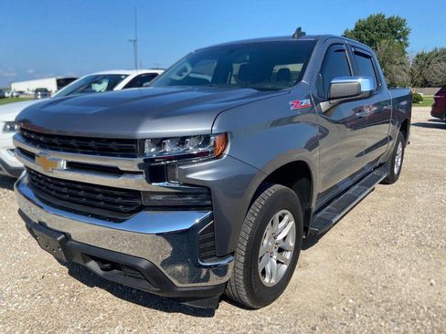 Used 2019 Chevrolet Silverado 1500 LT w/ All-Star Edition AWD/4WD image 3