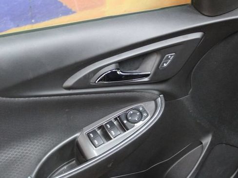 Used 2019 Chevrolet Malibu LT FWD image 13