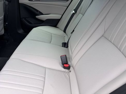 Used 2022 Honda Accord EX-L image 19