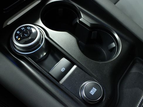 Used 2025 Ford Explorer Active w/ Active Comfort Package image 24