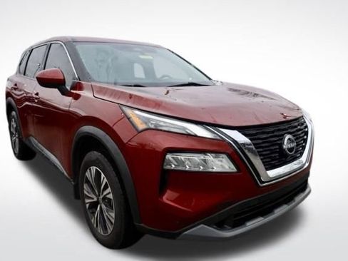 Used 2023 Nissan Rogue SL w/ SL Premium Package image 3