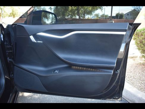 Used 2017 Tesla Model S P100D AWD/4WD image 34