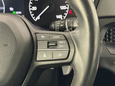 Used 2024 Honda CR-V Sport image 17